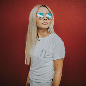 image-08.jpg Plain White Tshirt